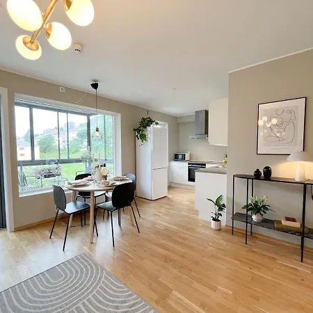 Urban Fjordscape Apartment *